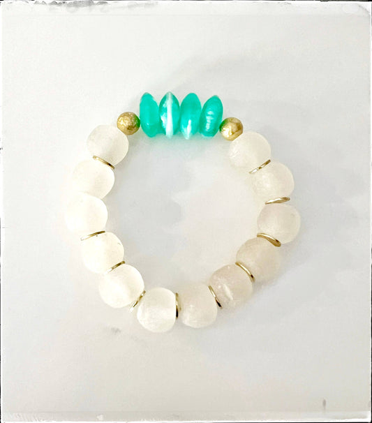 Acrylic Resin & Recycled Glass Bead Stretch Bracelet- Teal