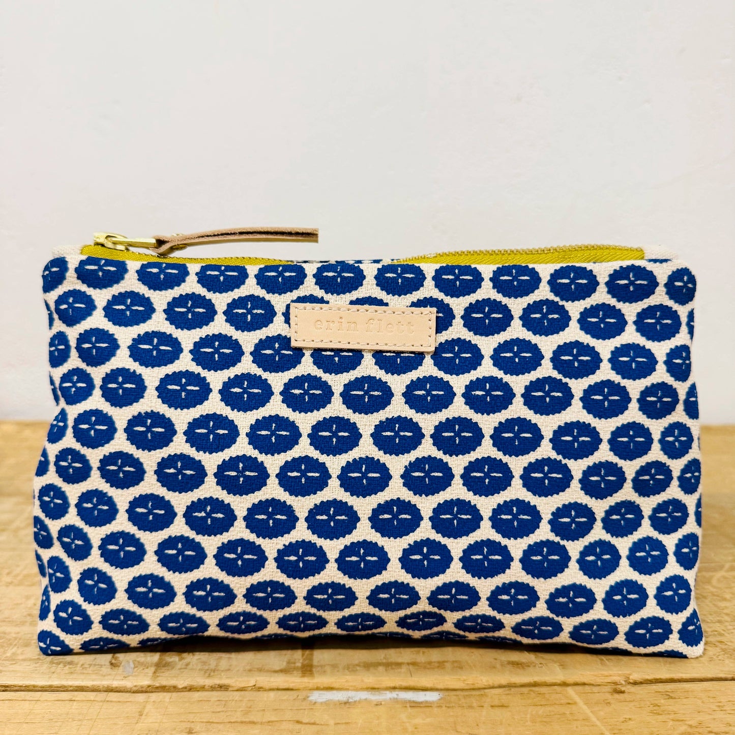 Laura Pouch - The Dandi Design